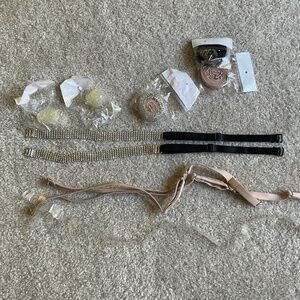 8 Sets of Decorative Bra Straps